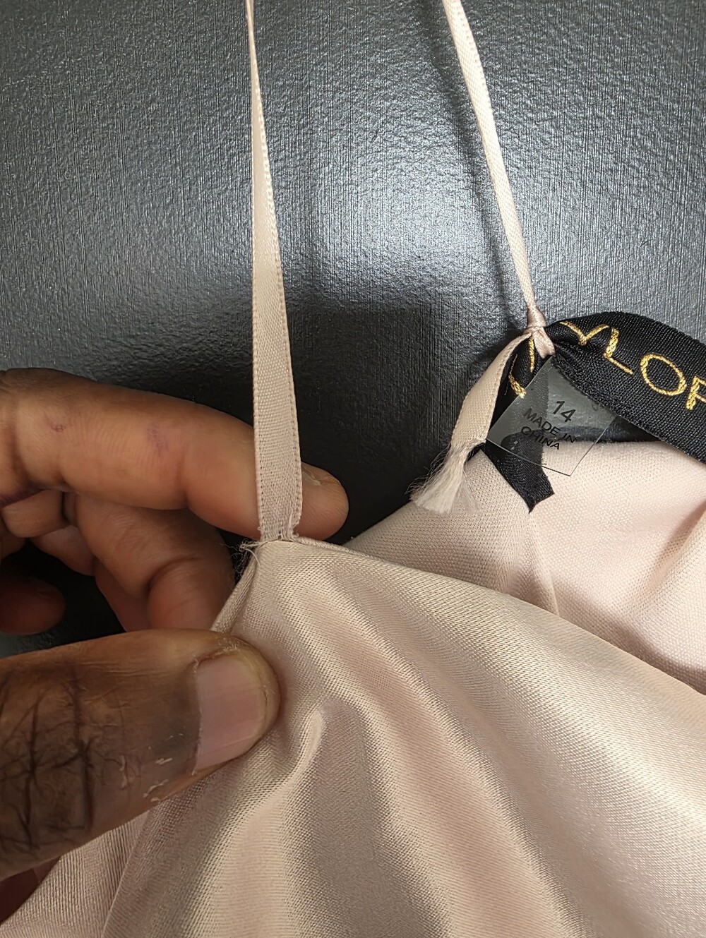 Taylor Women’s Satin Formal Dress Size 14 Blush Pink Rosette Spaghetti Flaw $220 - Picture 7 of 13